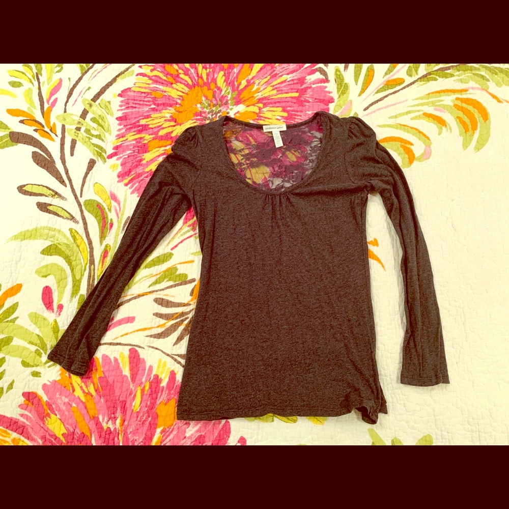 Gray long sleeve shirt with back lace detail